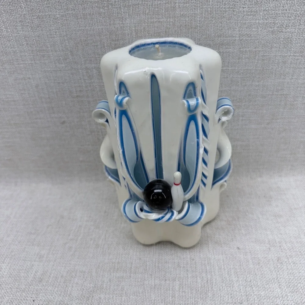 Vintage‎ Virginia Beach Candle Factory Hand Carved Bowling Candle Blue White 6